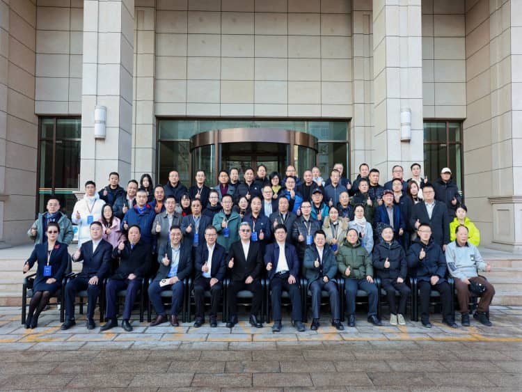 格瑞樂環(huán)保王貴軍出席第三屆室內(nèi)環(huán)境企業(yè)發(fā)展大會(huì)，共探行業(yè)發(fā)展新路徑